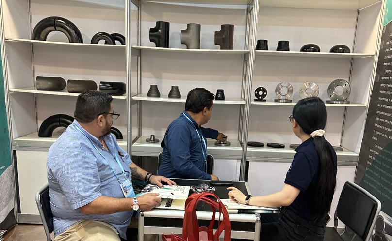 《专注品质，引领潮流——傲森迪克亮相2024广交会》