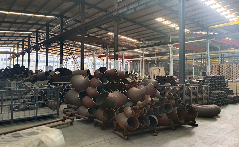 弯头材质的选择：如何根据应用环境挑选合适的材料