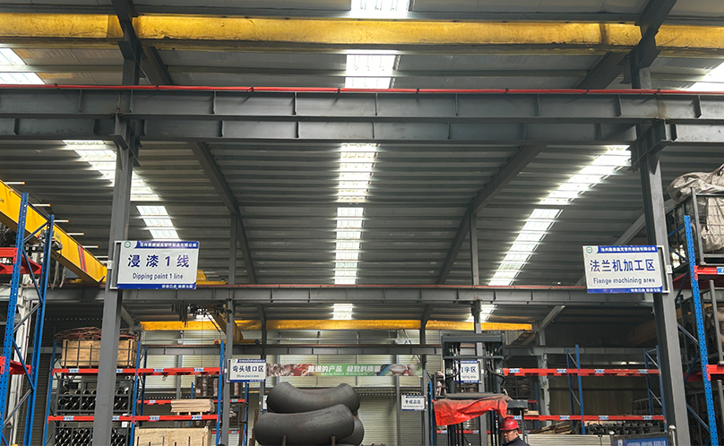 根据使用条件选择合适的不锈钢弯头