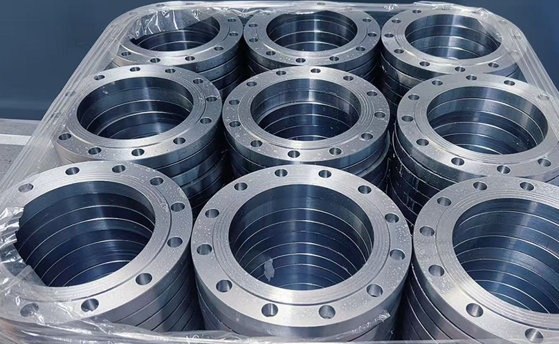 法兰的尺寸是多少？