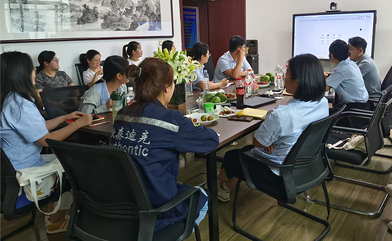 专注品质 · 专业服务 · 持续创新