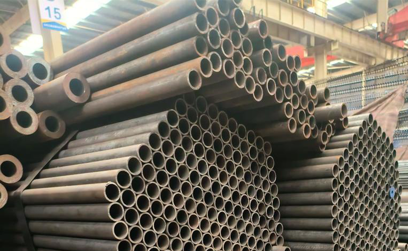 不锈钢无缝管与合金钢无缝管